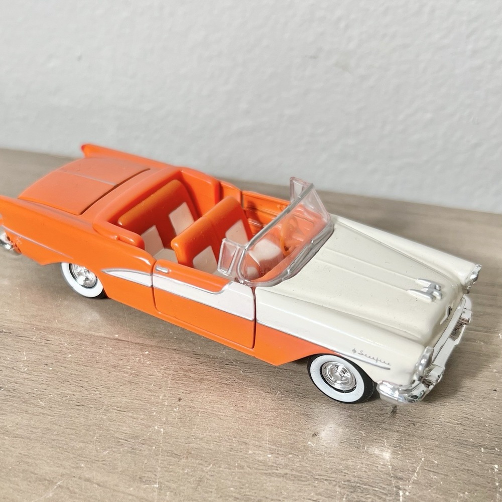 Vtg Road Champs 1955 Oldsmobile Starfire Convertible 1:43‎ Diecast Car 1997 VGC